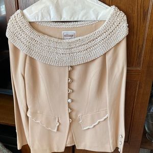 Vintage Paris made top